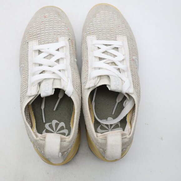 Nike Air Vapormax Flyknit 2021 Women's Size 7 White Pure Platinum DC4112-100 - Picture 7 of 10